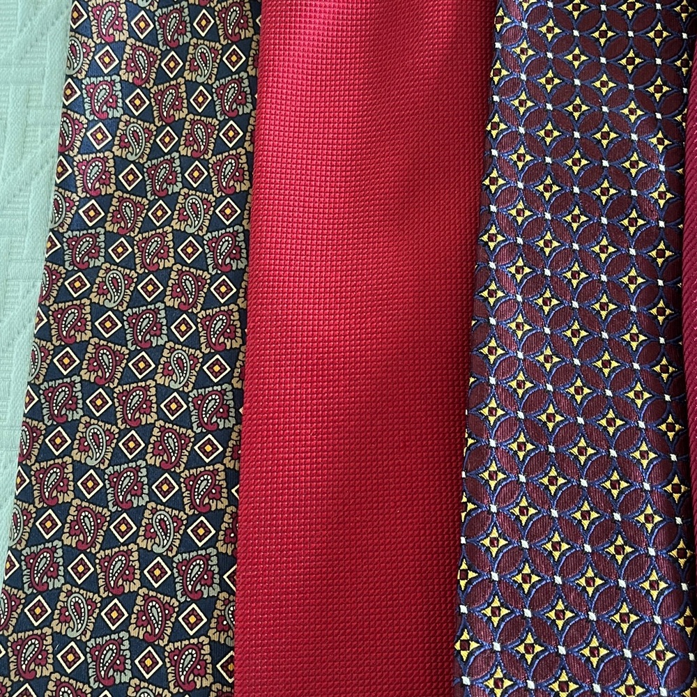 Silk Tie Collection of 11 - Picture 2 of 9